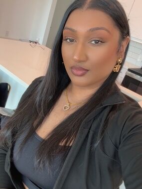 Meet your Posher, Hemita